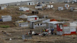 Desalojados em condições precárias em Cacuaco - Foto: Maka Angola