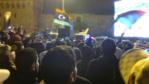 Celebração nas ruas de Tripoli após o jogo - Foto: Abdusalam 