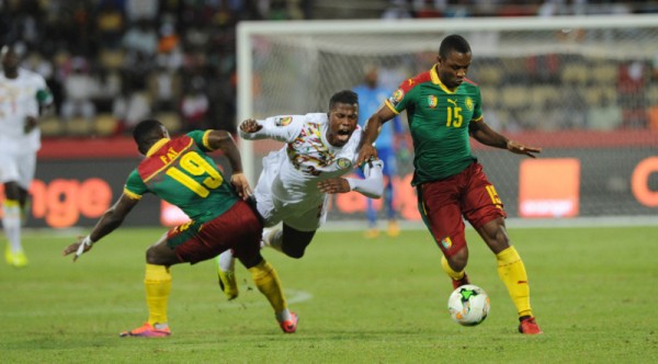 Keita Balde of Senegal is challenged by Collins Fai of Cameroon during the Afcon Quarter Final match between Senegal and Cameroon on the 28 January 2017 at Franceville , Gabon Pic Sydney Mahlangu/ BackpagePix