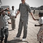 Yao Ming em cruzada pela África na defesa dos animais  – Kristian Schmidt – Wild Aid