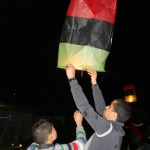 Balões com a bandeira do país enfeitaram o céu de Trípoli