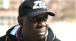 Zeb Ejiro, diretor respeitado e um dos responsáveis pela Academia de Cinema da Nigéria - Divulgaçã