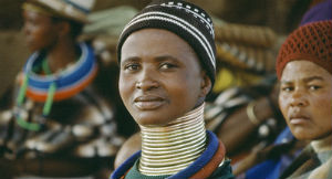 P. Mugabane - tribo Ndebele na África do Sul - ONU