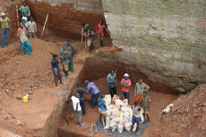 Extração de diamante em Lunda - Foto: Maka Angola 