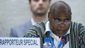Relator especial sobre o direito à liberdade de reunião pacífica e de associação, Maina Kiai. Foto: ONU/Jean-Marc Ferré