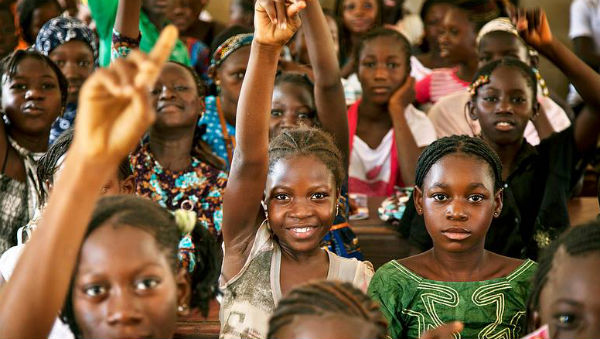 Foto: Crianças em escola no Mali - Marco Dormino