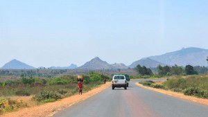 Estrada no Malawi - Foto: Hansueli Krapf