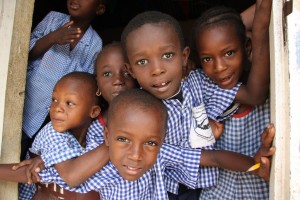 O Centro de Excelência contribuiu ao debate sobre a nova política de educação da Gâmbia e os benefícios da incorporação da alimentação escolar. Foto: Flickr/John Savage (cc) 