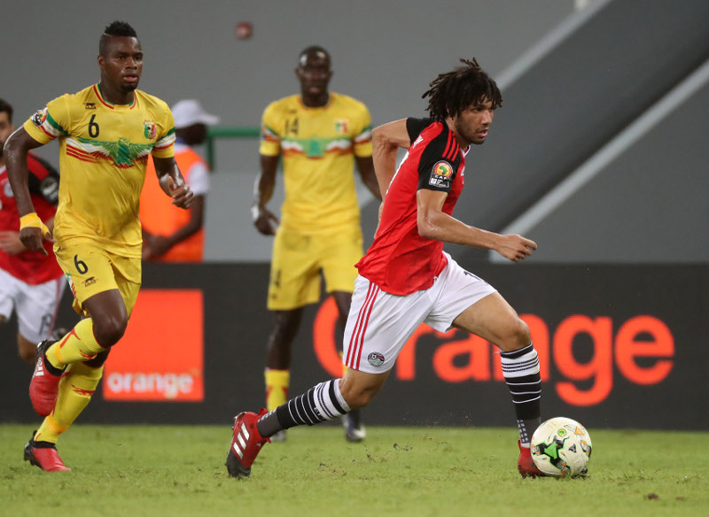 Mohamed Elneny of Egypt gets away from Lassana Coulibaly of Mali during the 2017 Africa Cup of Nations Finals football match between Mali and Egypt at the Port Gentil Stadium in Gabon on 17 January 2017 ©Chris Ricco/BackpagePix