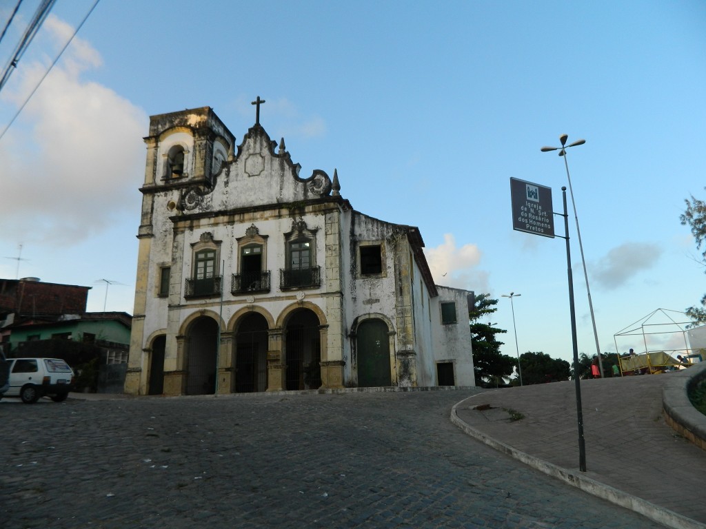 3. Igreja de N.S. do Rosário dos Homens Pretos da Penha de França, São Paulo-SP. Importante edificação paulista que se manteve em seu lugar de origem.