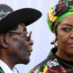 Foto de Grace e Robert Mugabe – Reuters