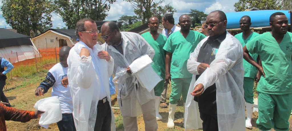 MONUSCO/Jesus Nzambi During a previous Ebola outbreak in the DRC in 2014, UN and senior government officials evaluate the response to the disease 